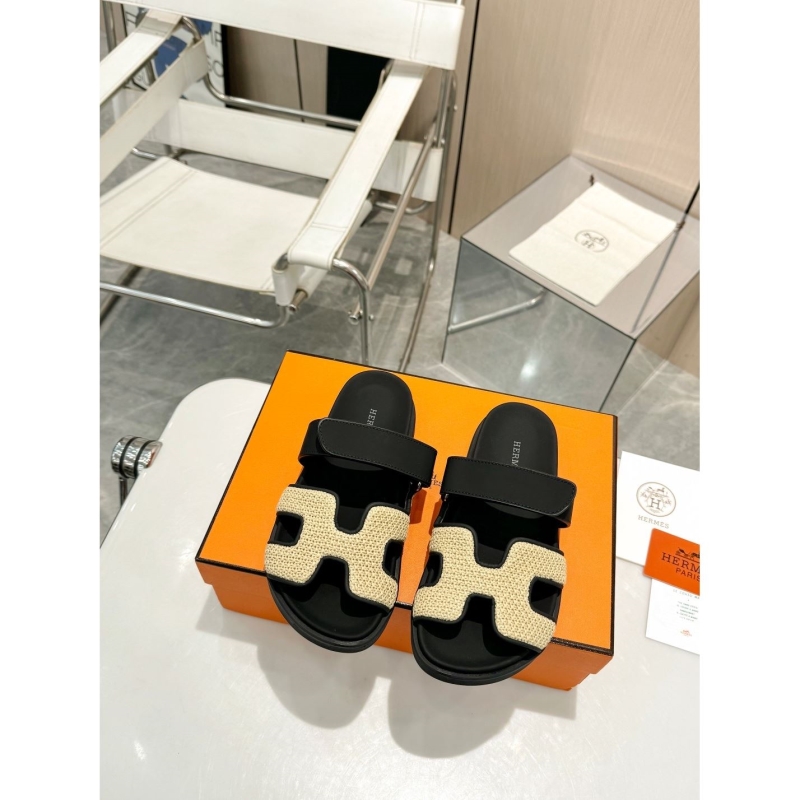 H**mes slippers